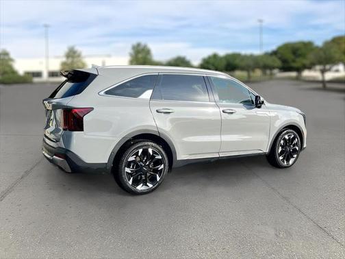2025 Kia Sorento SX