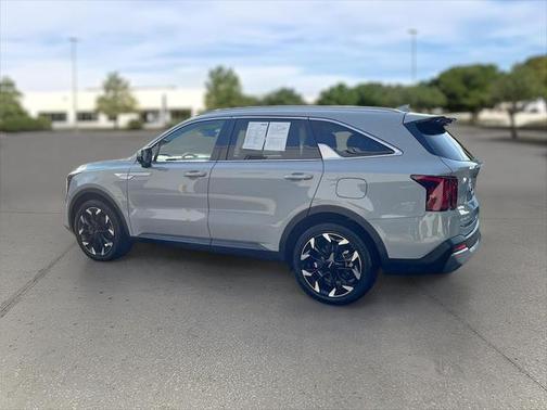 2025 Kia Sorento SX