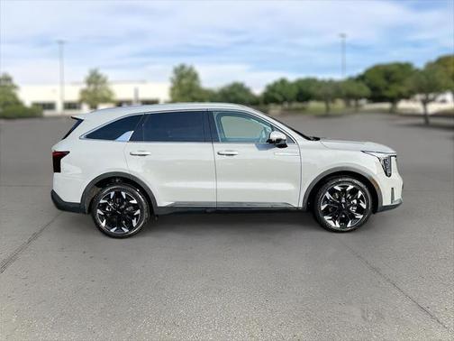 2025 Kia Sorento SX
