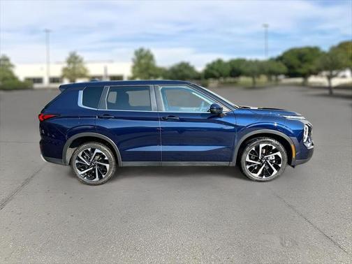 2023 Mitsubishi Outlander SE 2.5 2WD