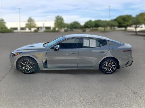 2022 Kia Stinger GT-Line