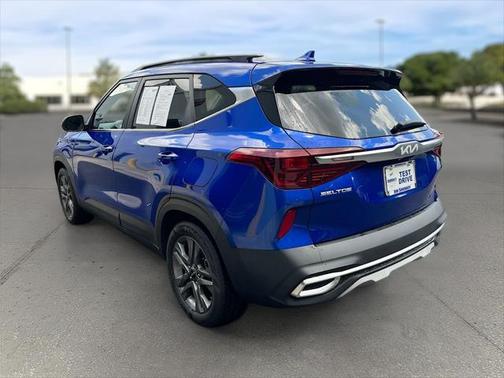 2023 Kia Seltos S