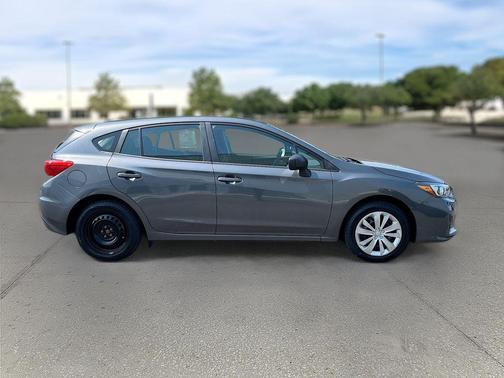 2019 Subaru Impreza 2.0i