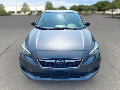 2019 Subaru Impreza 2.0i