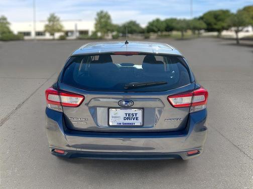 2019 Subaru Impreza 2.0i