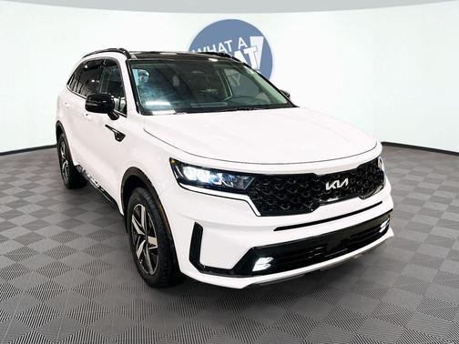 Glacial White Pearl 2023 Kia Sorento EX