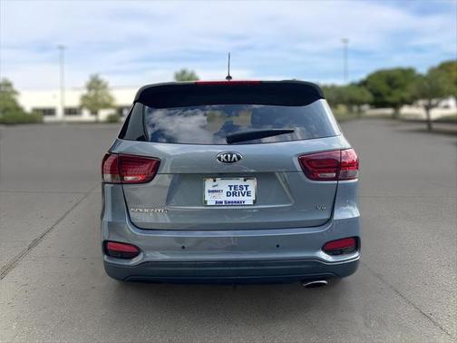 2020 Kia Sorento S