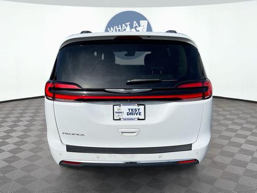2021 Chrysler Pacifica Touring