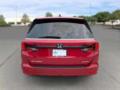 2024 Honda Odyssey Sport