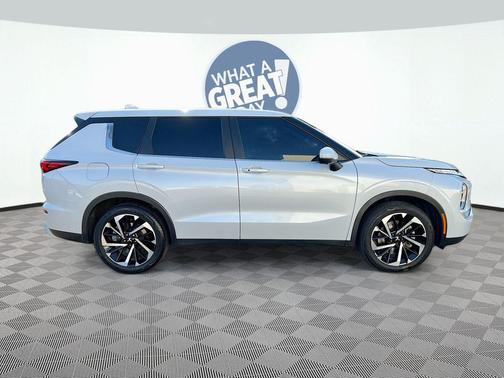 2024 Mitsubishi Outlander SE 2.5 2WD