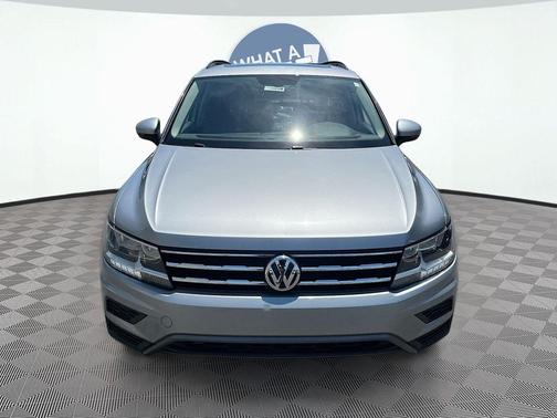 Pyrite Silver Metallic 2021 Volkswagen Tiguan 2.0T SE 4MOTION