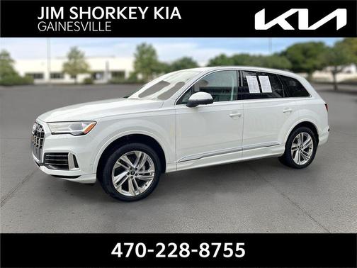 2022 Audi Q7 55 Premium Plus