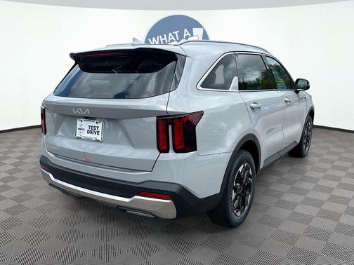 Wolf Gray 2026 Kia Sorento S