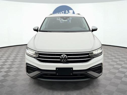 2024 Volkswagen Tiguan 2.0T SE 4MOTION