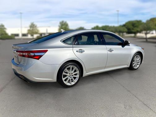 2014 Toyota Avalon 
