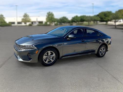 2022 Kia K5 LXS