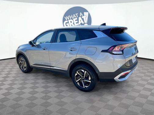 2023 Kia Sportage Hybrid LX