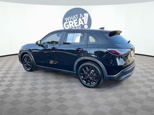 2023 Honda HR-V 2WD Sport