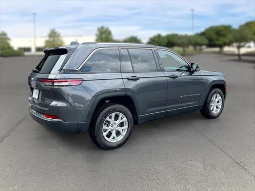 2023 Jeep Grand Cherokee Limited X