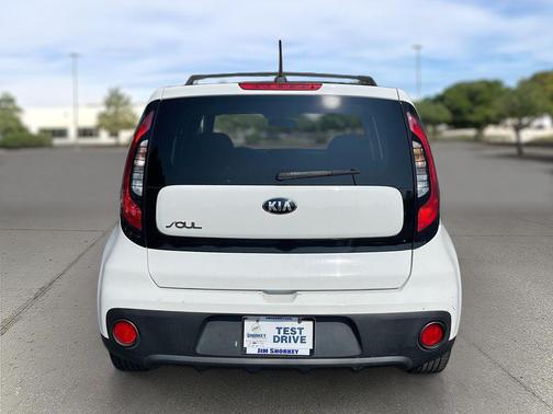 2017 Kia Soul Base