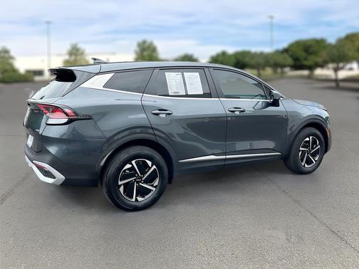 2023 Kia Sportage Hybrid LX