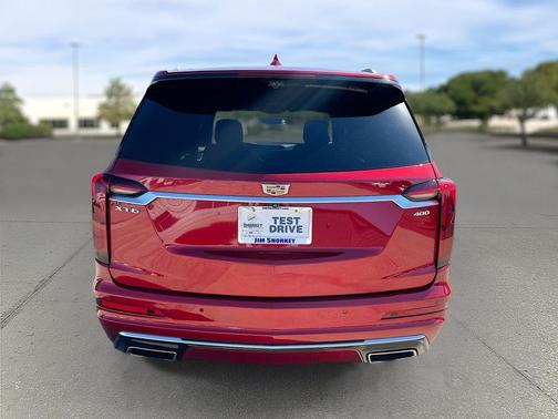 2022 Cadillac XT6 Premium Luxury FWD