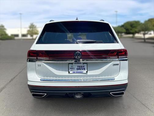 2024 Volkswagen Atlas 2.0T SE w/Technology 4MOTION