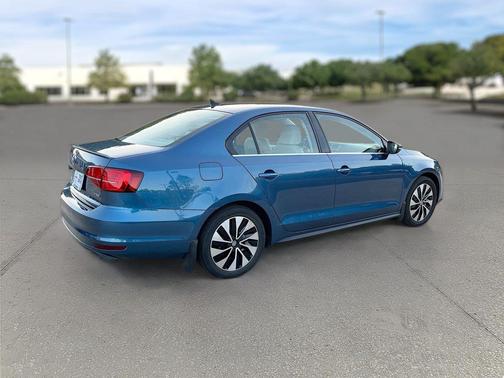 2016 Volkswagen Jetta Hybrid SEL Premium
