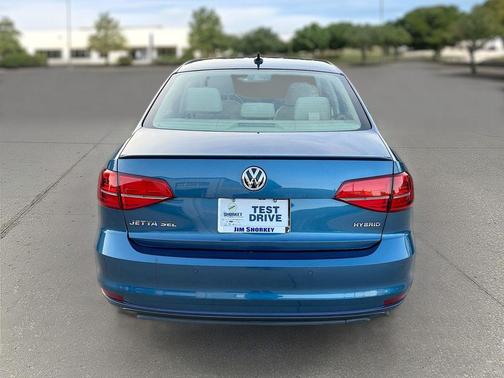 2016 Volkswagen Jetta Hybrid SEL Premium