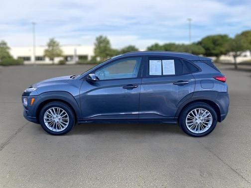 2021 Hyundai KONA SEL