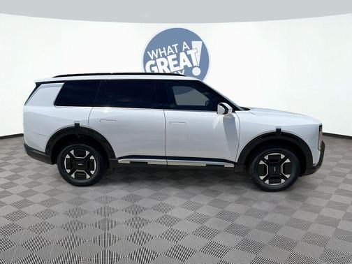 Glacial White Pearl 2027 Kia Telluride Hybrid EX