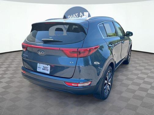 Pacific Blue 2017 Kia Sportage EX