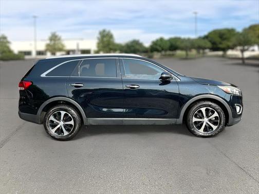 2017 Kia Sorento EX