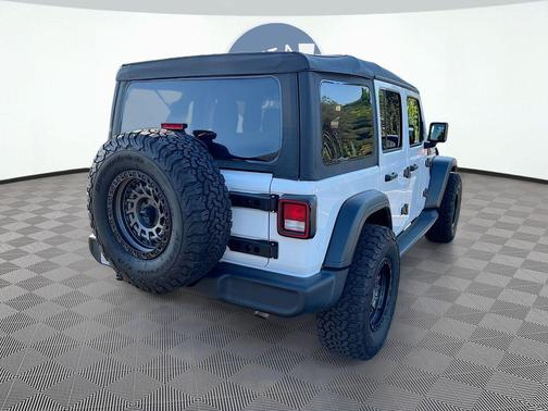 Bright White Clearcoat 2021 Jeep Wrangler Unlimited Sport