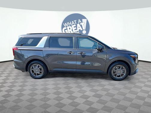 2025 Kia Carnival Hybrid EX