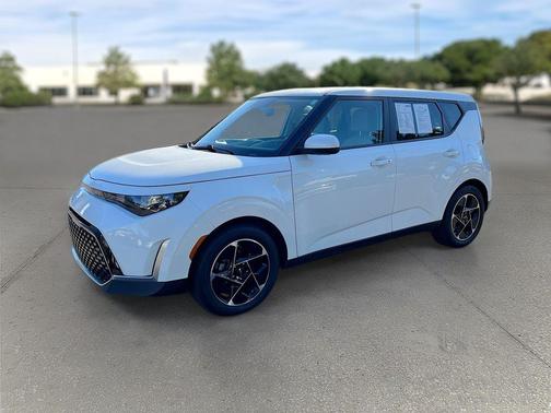 2023 Kia Soul EX