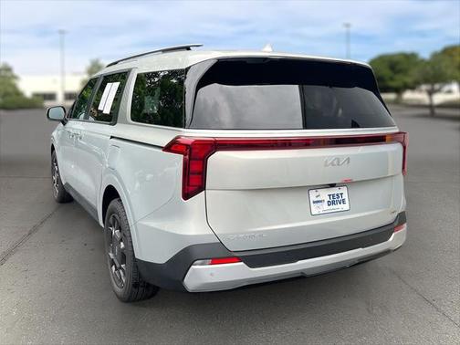 2025 Kia Carnival Hybrid EX