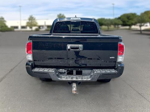 2023 Toyota Tacoma TRD Off-Road