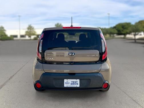 2016 Kia Soul Base