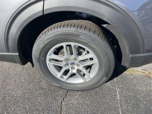 Carbonized Gray Metallic 2027 Ford Explorer Active