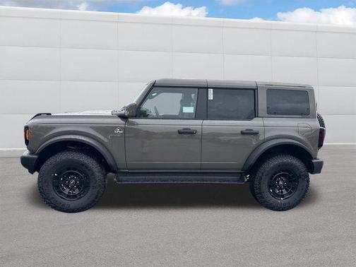 Marsh Gray 2026 Ford Bronco Outer Banks