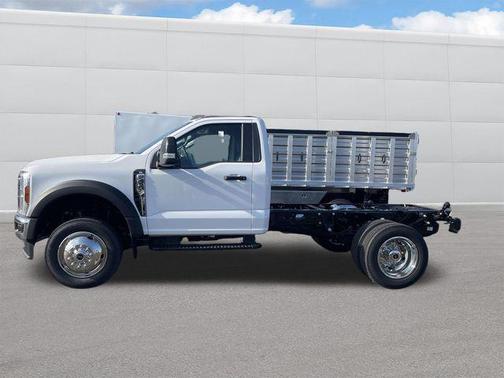 Oxford White 2026 Ford F-450 DRW