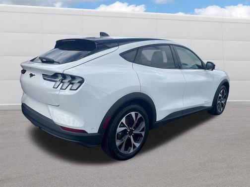 2024 Ford Mustang Mach-E Select