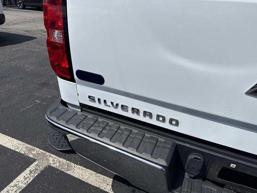Summit White 2017 Chevrolet Silverado 1500 1LT