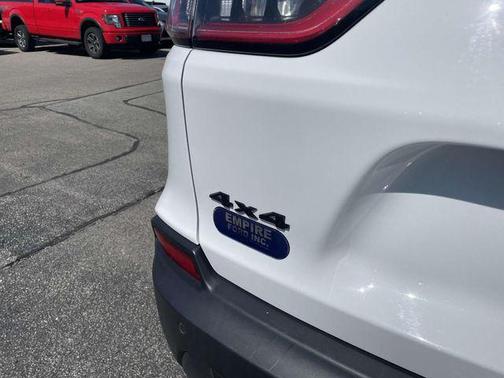 2023 Jeep Cherokee Altitude
