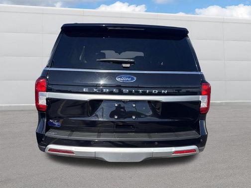 Black Metallic 2024 Ford Expedition XLT