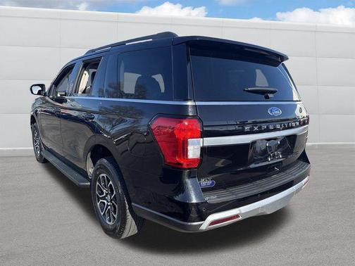 Black Metallic 2024 Ford Expedition XLT