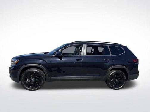2022 Volkswagen Atlas 3.6L SE w/Technology