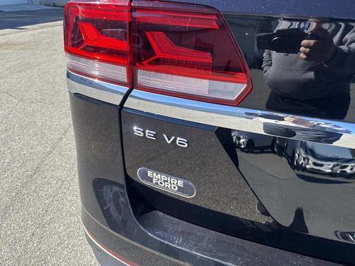 2022 Volkswagen Atlas 3.6L SE w/Technology