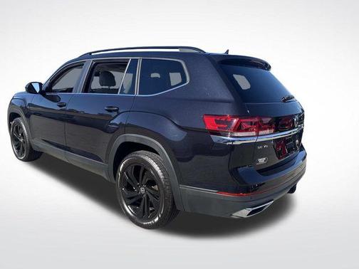 2022 Volkswagen Atlas 3.6L SE w/Technology